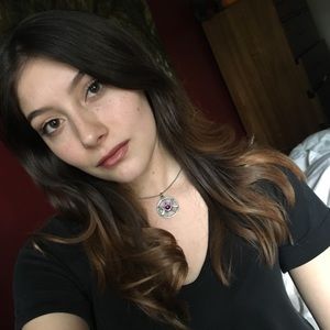 Meet your Posher, Cambria